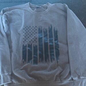 Brown Flag Print Sweater Comfort Colors size Small